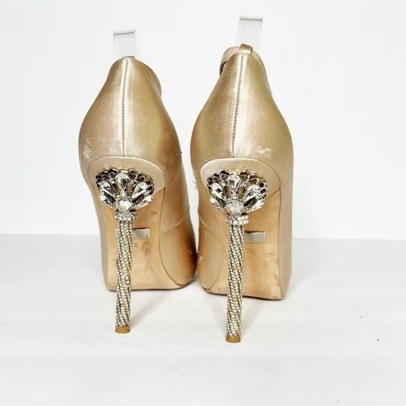 Badgley Mischka Diego Nude Satin Pump Jewels Heels Wedding Shoes Size 7.5