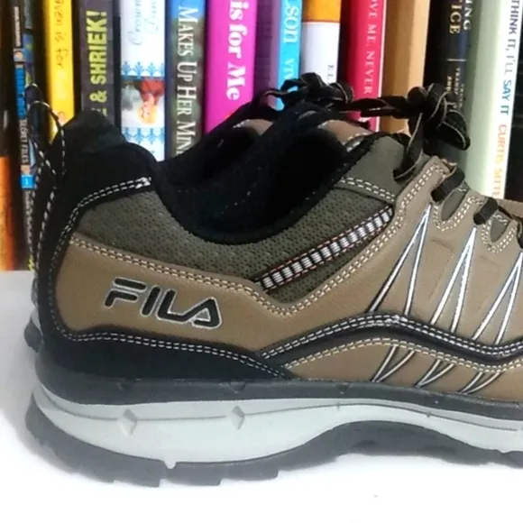 FILA ATHLETIC SHOES BROWN BLACK RUNNING SNEAKERS SIZE 10.5 NWT
