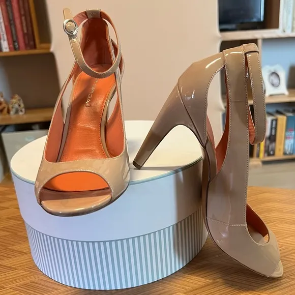 Genuine Leather Via Spiga Heels